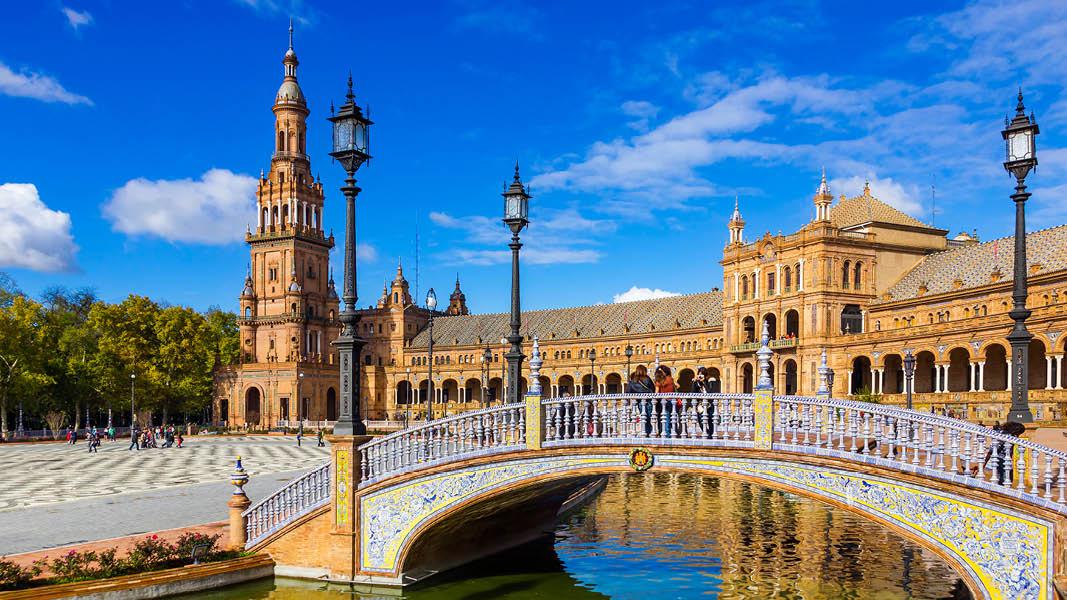 Sevilla i Spanien, langtidsferie i Portugal og Spanien